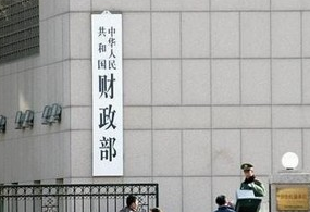 德国汉堡建全球首座藻类发电建筑(图1)