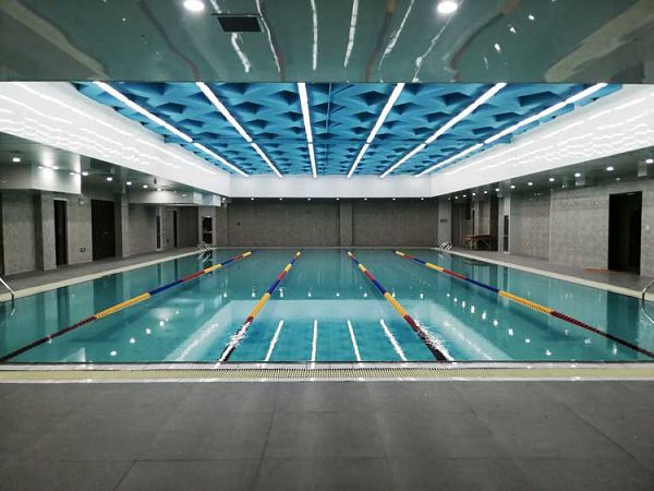 广州千叶旗下AQUA爱克泳池设备落地山东：开启泳池新体验(图1)